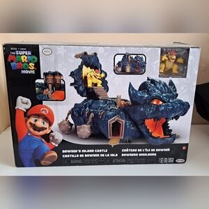 Nintendo Super Mario Bowser's Island Castle - Black and Yellow